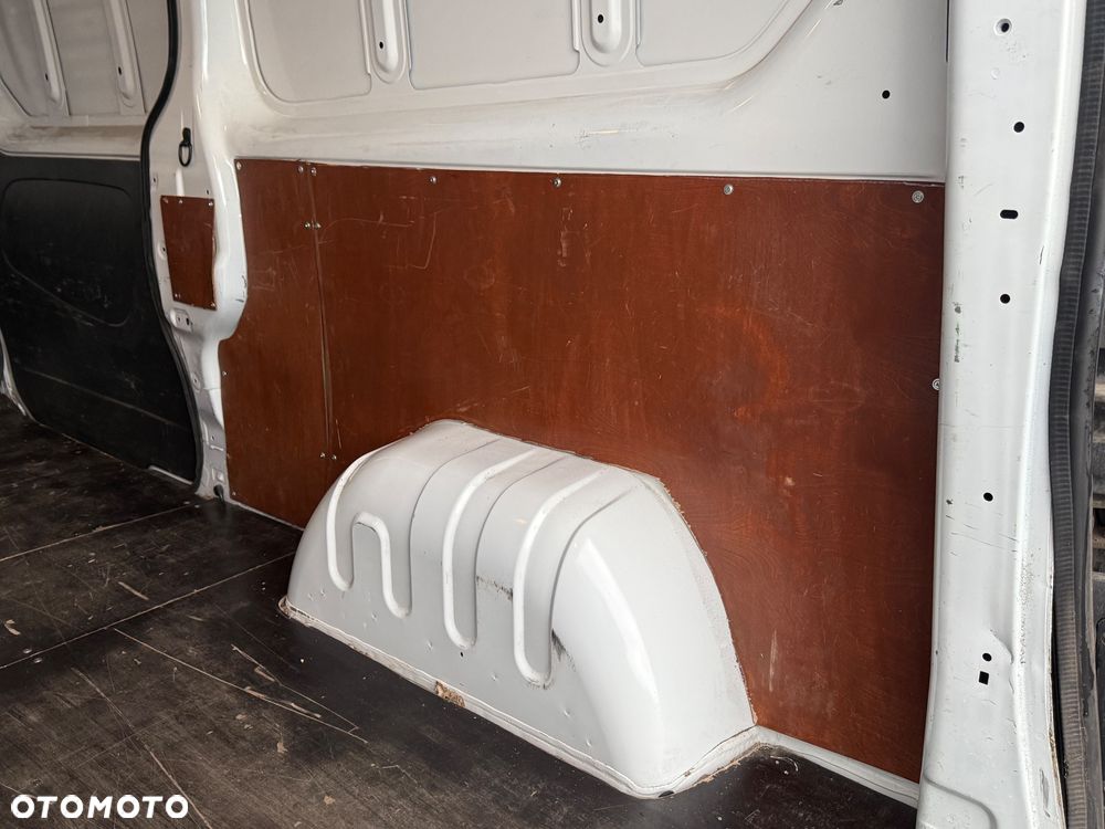 Renault Trafic - 14