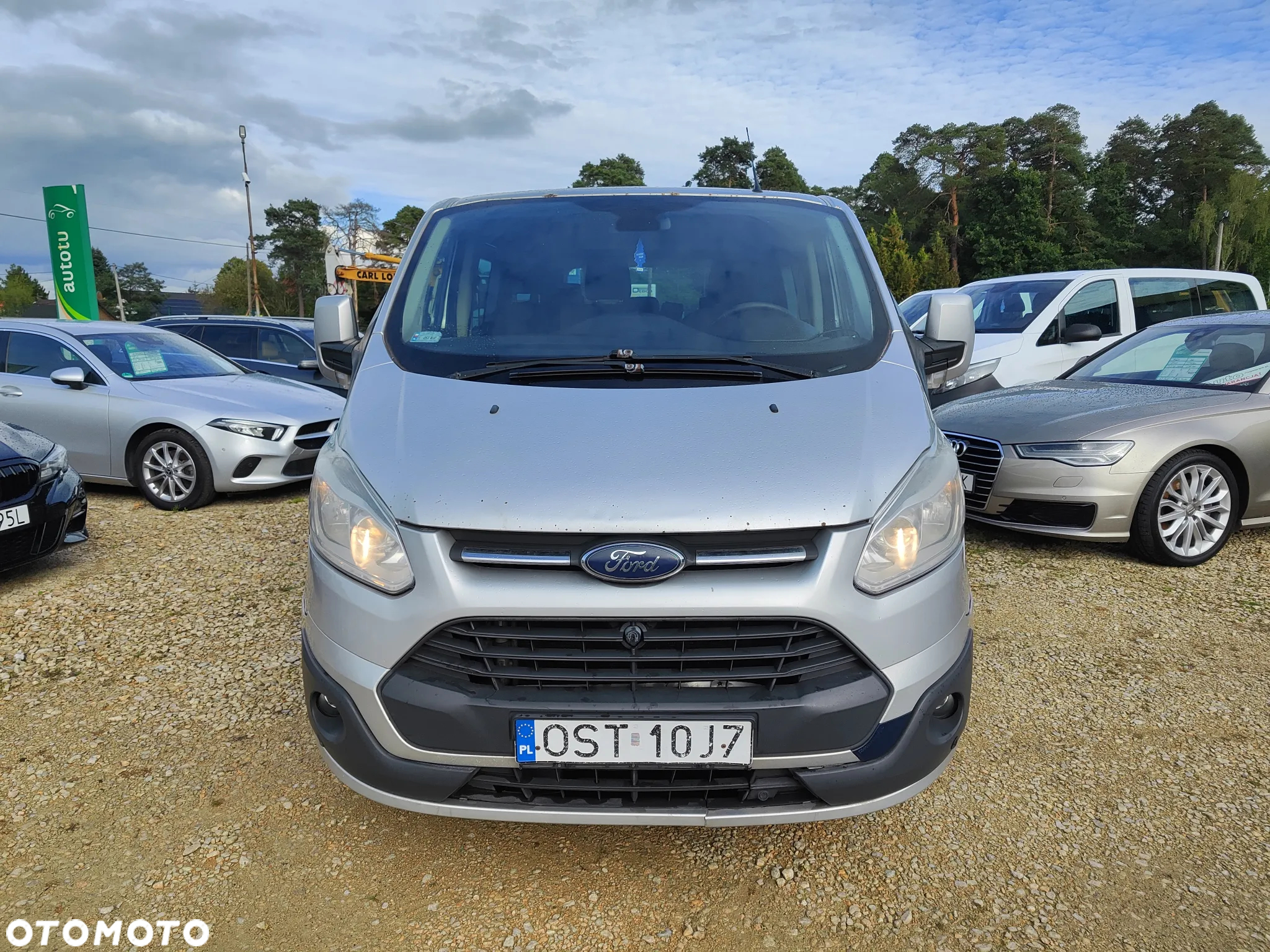 Ford Tourneo Custom - 2