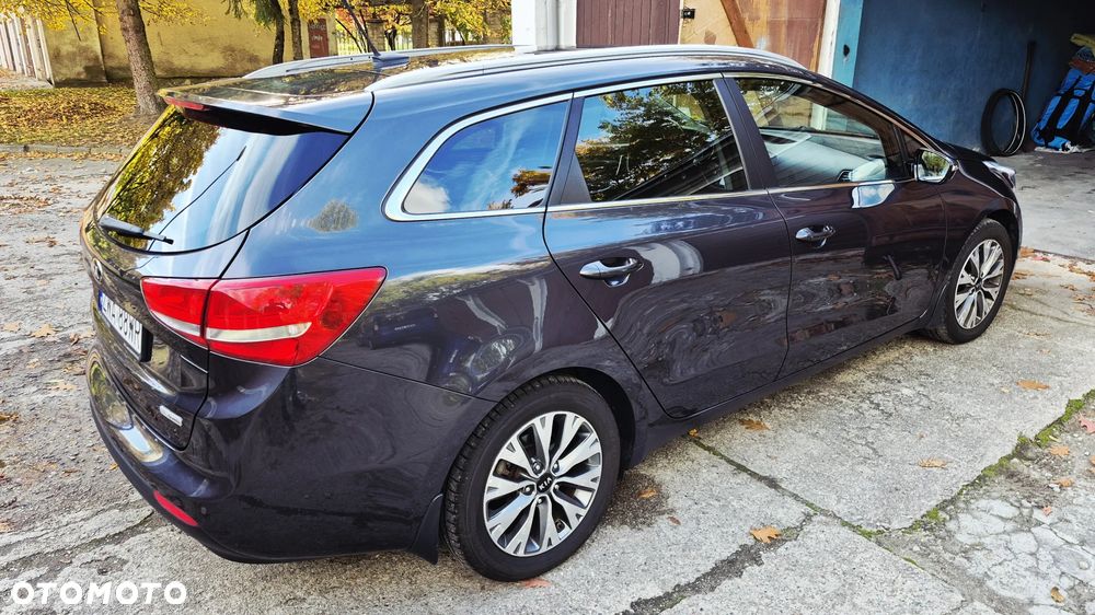 Kia Ceed Cee'd 1.6 CRDi L Business Line - 4