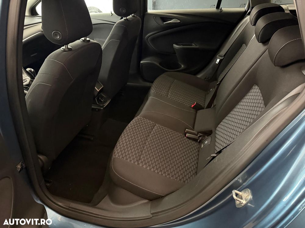 Opel Astra 1.6 D (CDTI) Start/Stop Edition - 11