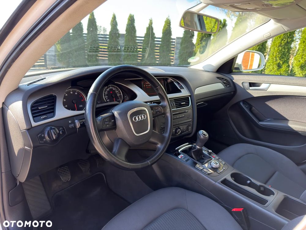 Audi A4 Limousine - 34
