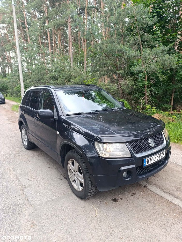 Suzuki Grand Vitara 2.0 - 1