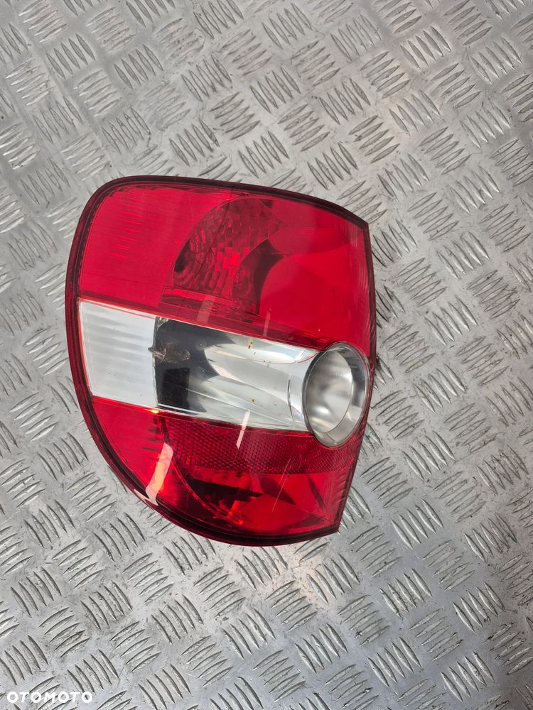 Volkswagen Fox Lampa Lewy Prawy Tył - 2