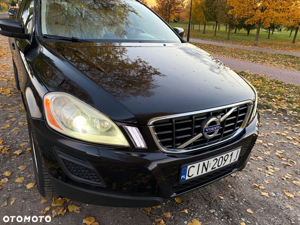Volvo XC 60 - 6