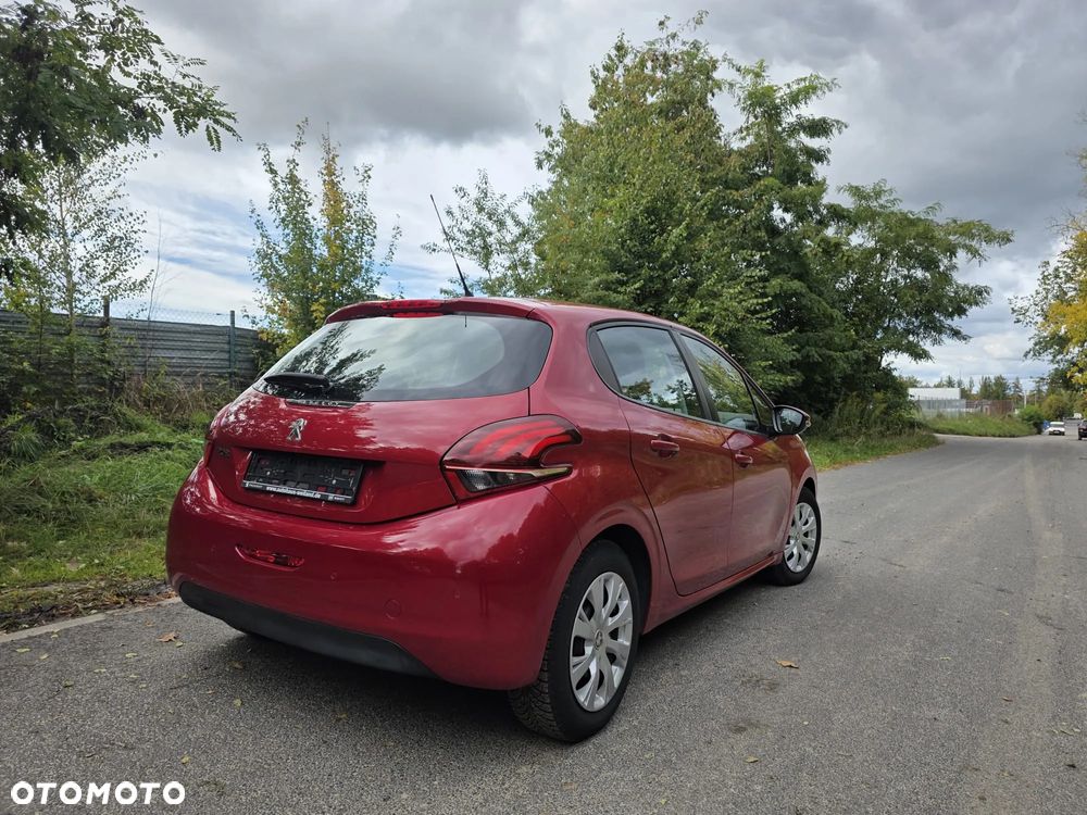 Peugeot 208 - 21