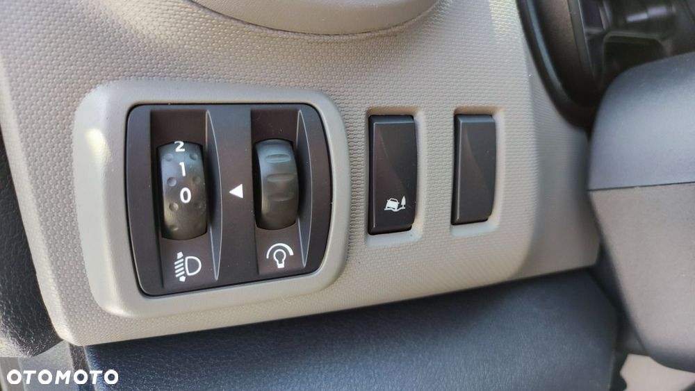 Renault Trafic - 27