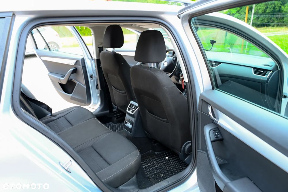 Skoda Octavia 2.0 TDI DSG Style - 10