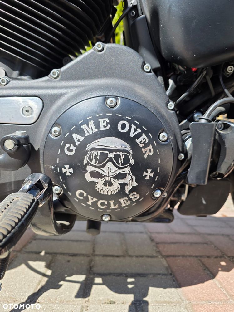 Harley-Davidson Sportster Iron 883 - 5