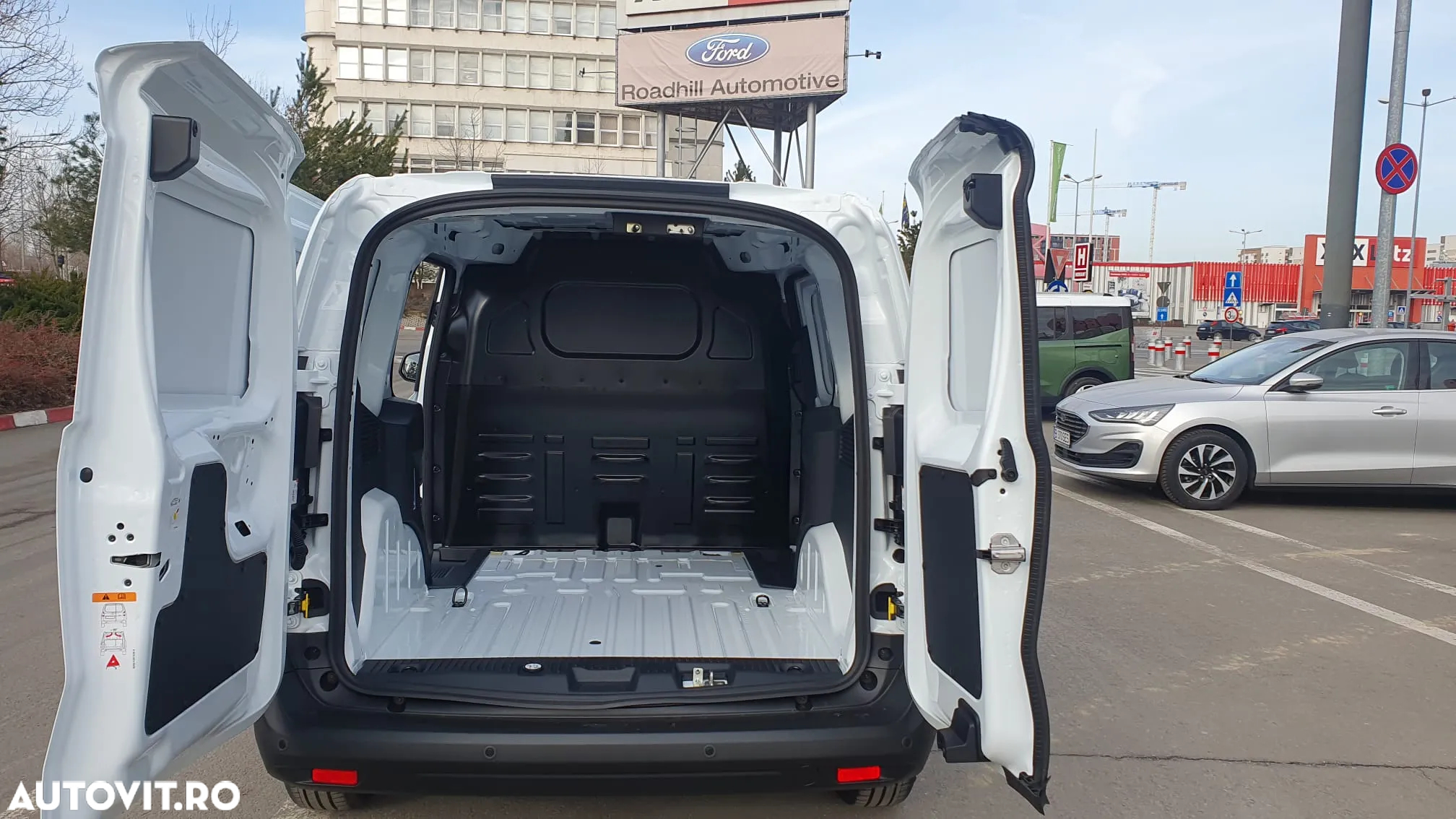 Ford Courier - 9