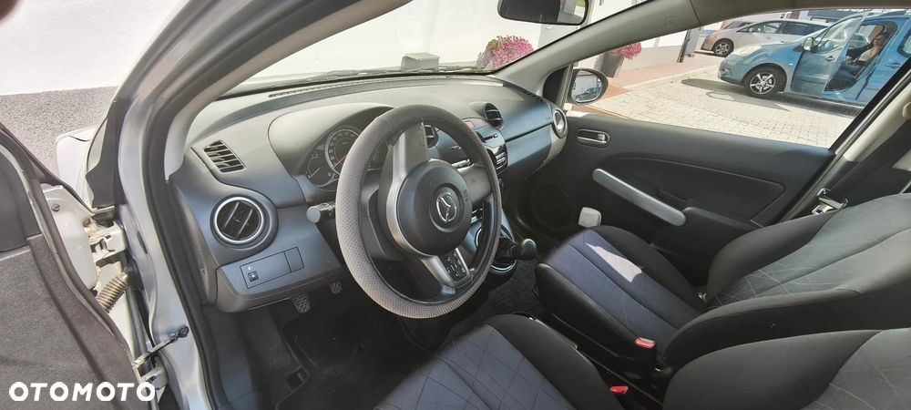 Mazda 2 1.6 MZ-CD Center-Line - 11