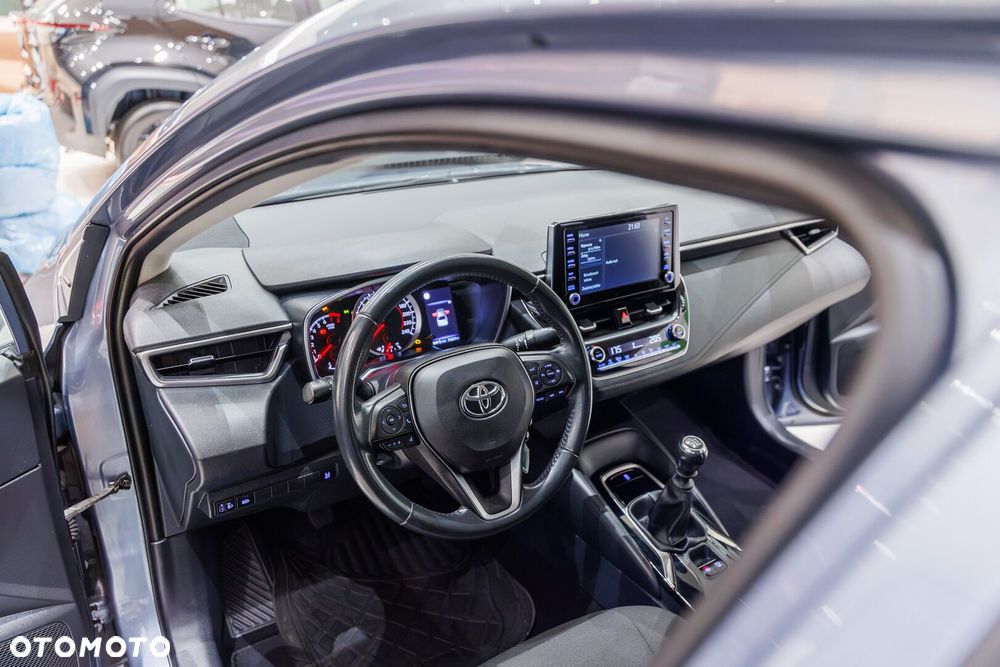 Toyota Corolla - 37