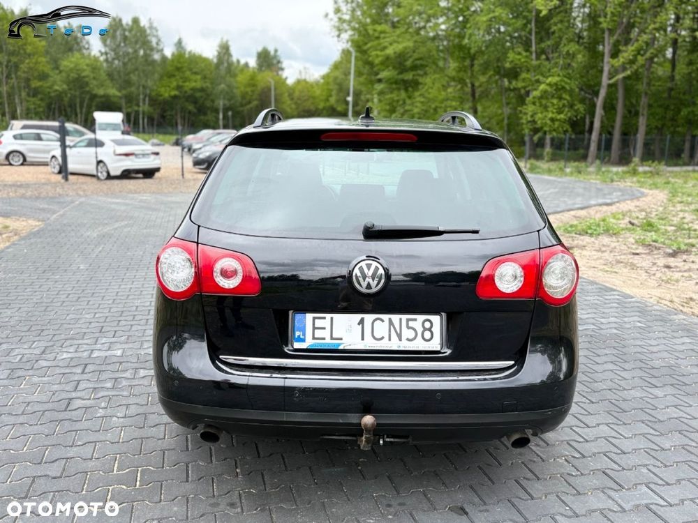 Volkswagen Passat - 11
