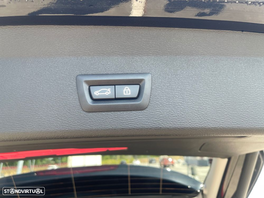 BMW X1 18 d sDrive Auto - 25