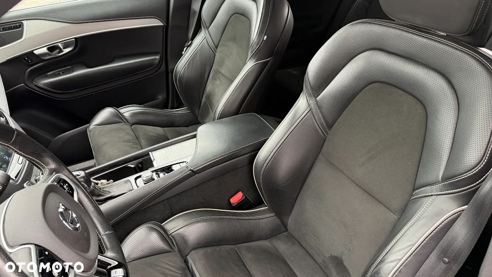 Volvo XC 90 - 16