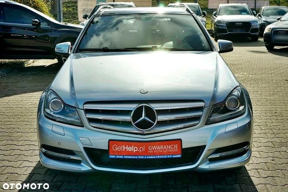 Mercedes-Benz Klasa C 200 CDI BlueEff Avantgarde - 11