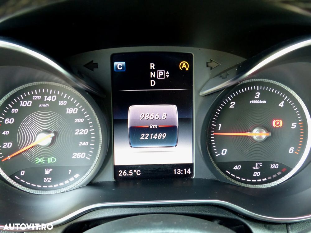 Mercedes-Benz C 220 CDI DPF (BlueEFFICIENCY) 7G-TRONIC Avantgarde - 11