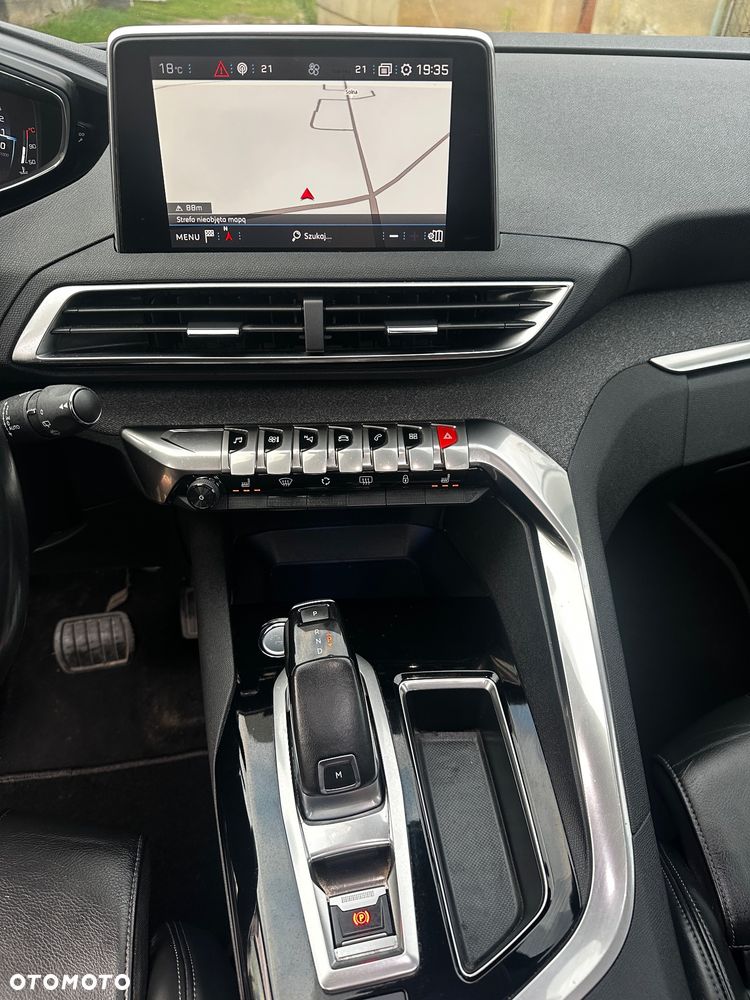Peugeot 5008 PureTech 130 EAT8 Stop & Start Allure Pack - 30
