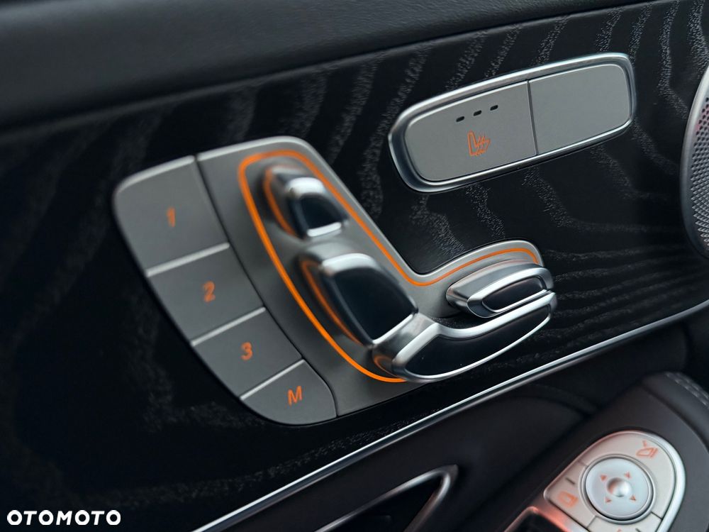 Mercedes-Benz Klasa C AMG 63 S - 37