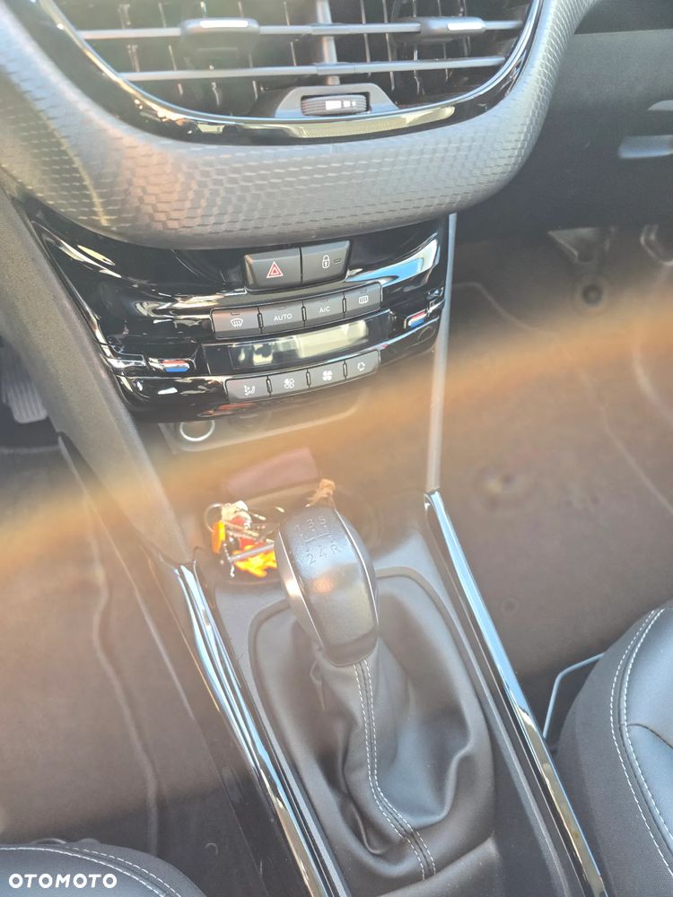 Peugeot 2008 PureTech 110 Stop&Start Active - 8