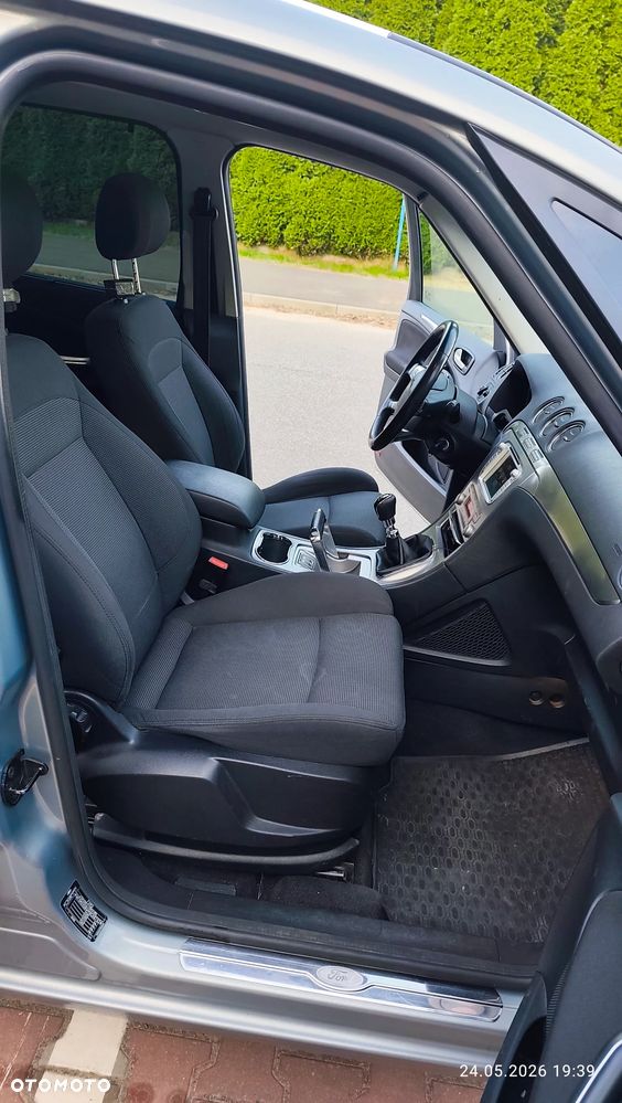 Ford Galaxy 2.2 TDCi DPF Titanium - 19