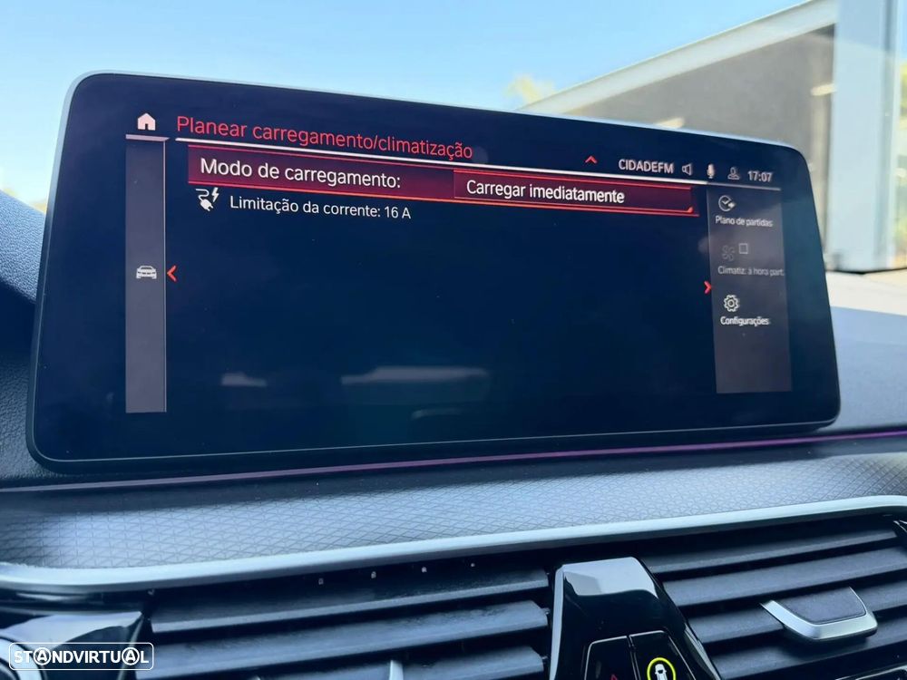 BMW 520 e Pack M - 54