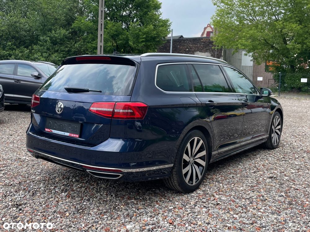 Volkswagen Passat - 9