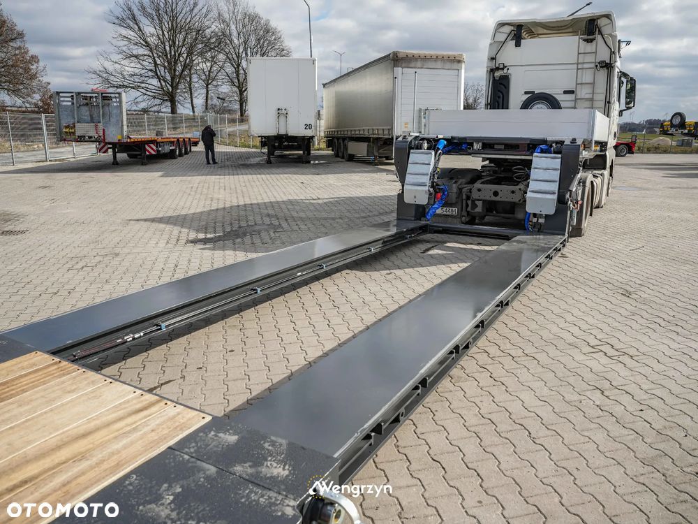 MAX Trailer 2 osiowy tiefbett, lowbed, zawieszenie pneumatyczne - 12