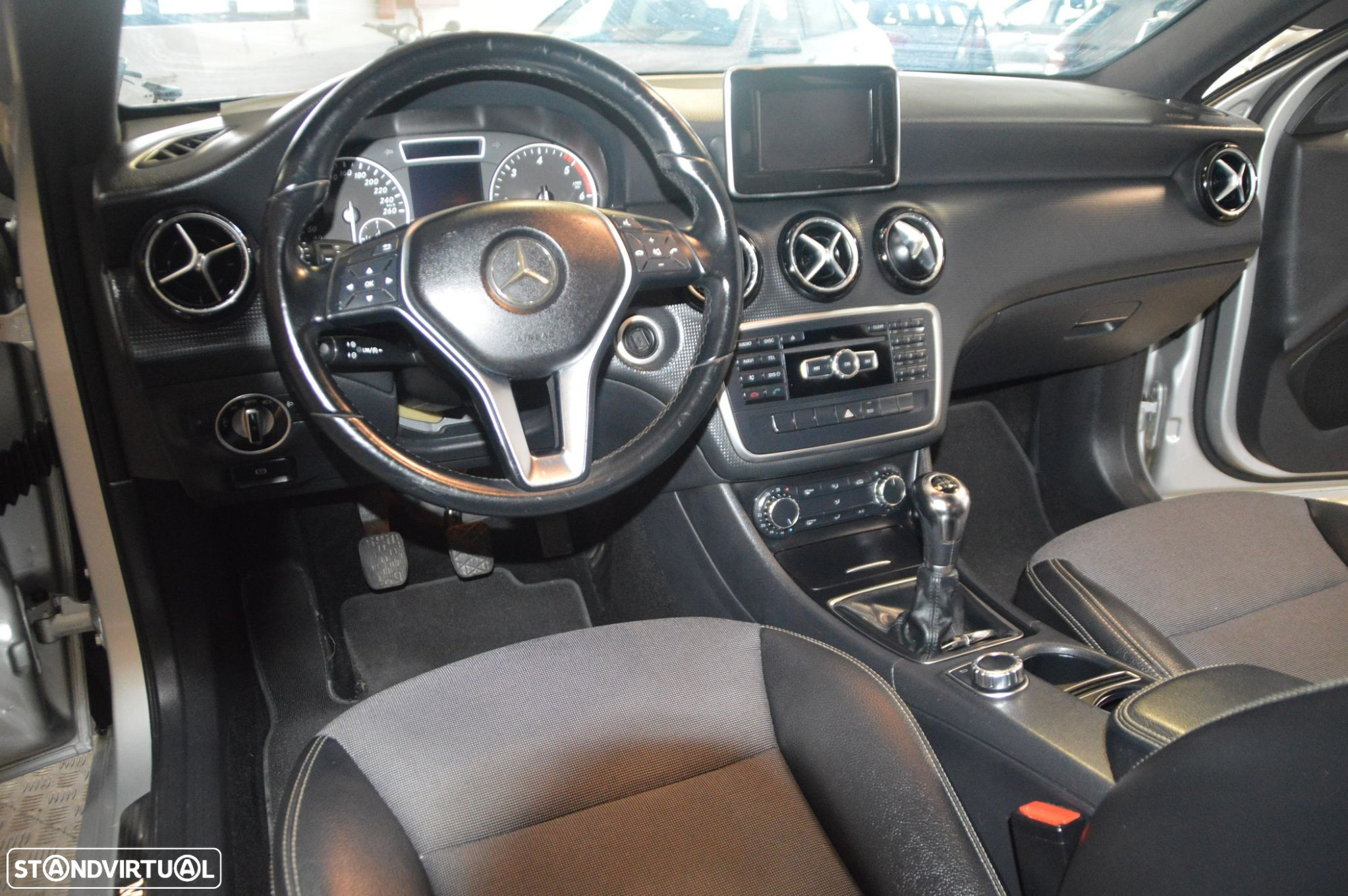 Mercedes-Benz A 180 CDi BE Urban - 18