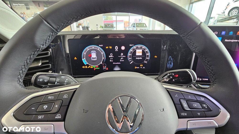 Volkswagen Tiguan - 22