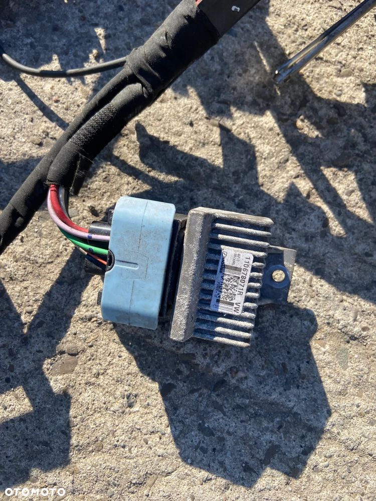 Wiązka instalacja komory sterownik moduł  Renault Megane III - 2