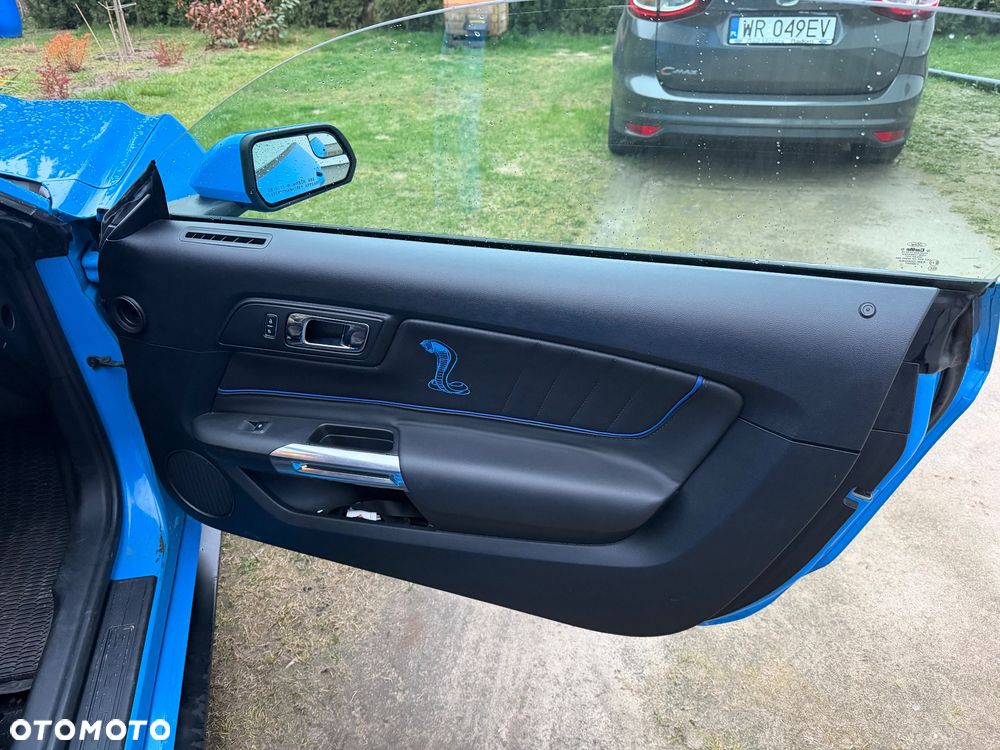 Ford Mustang 3.7 V6 - 8