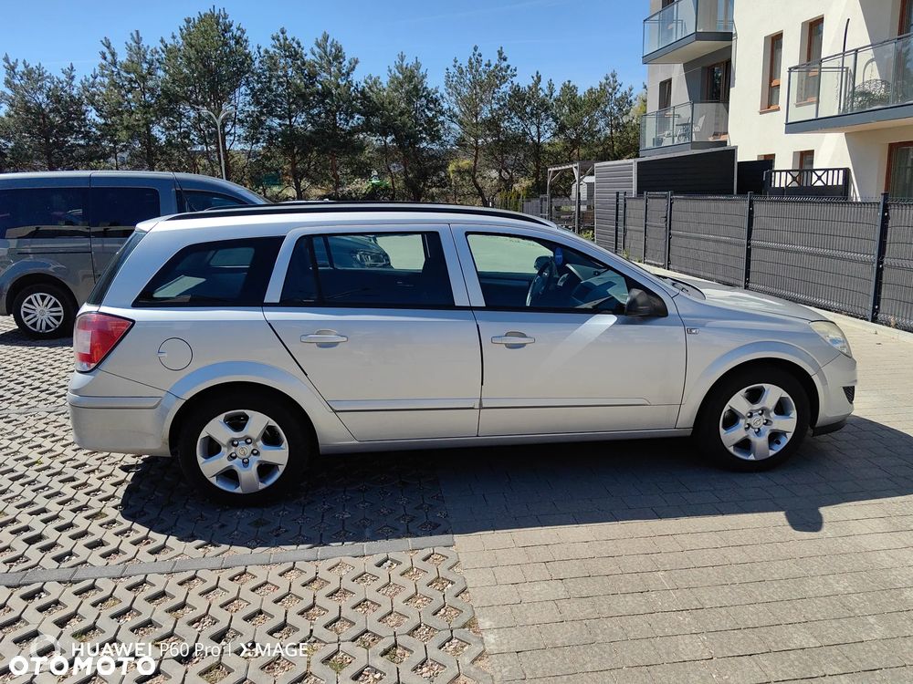 Opel Astra 1.9 CDTI - 3