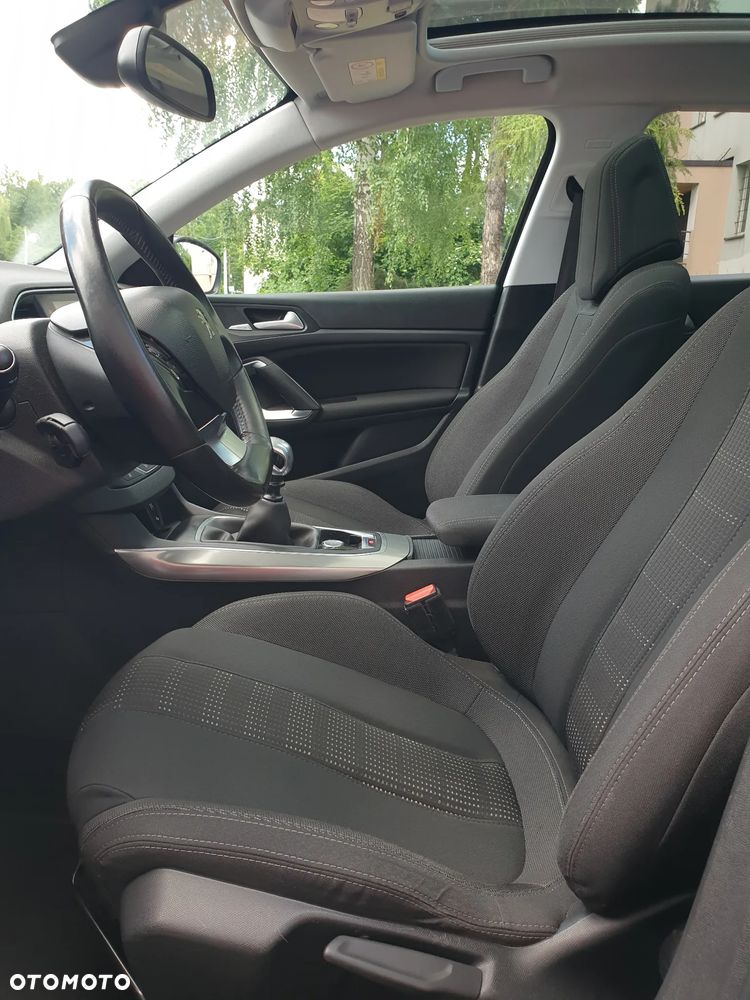 Peugeot 308 BlueHDi FAP 150 Stop & Start Allure - 21