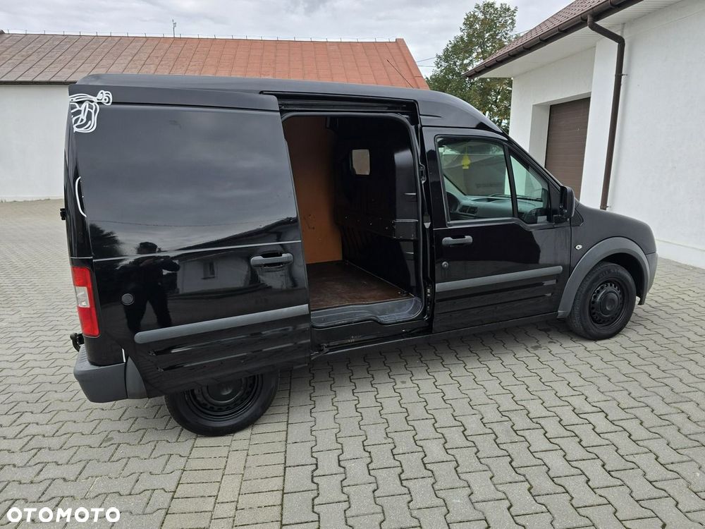 Ford Transit Connect - 17