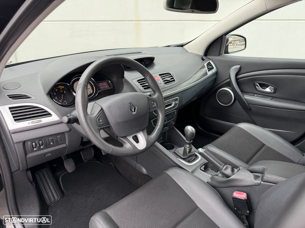 Renault Mégane 1.5 dCi Dynamique S - 8
