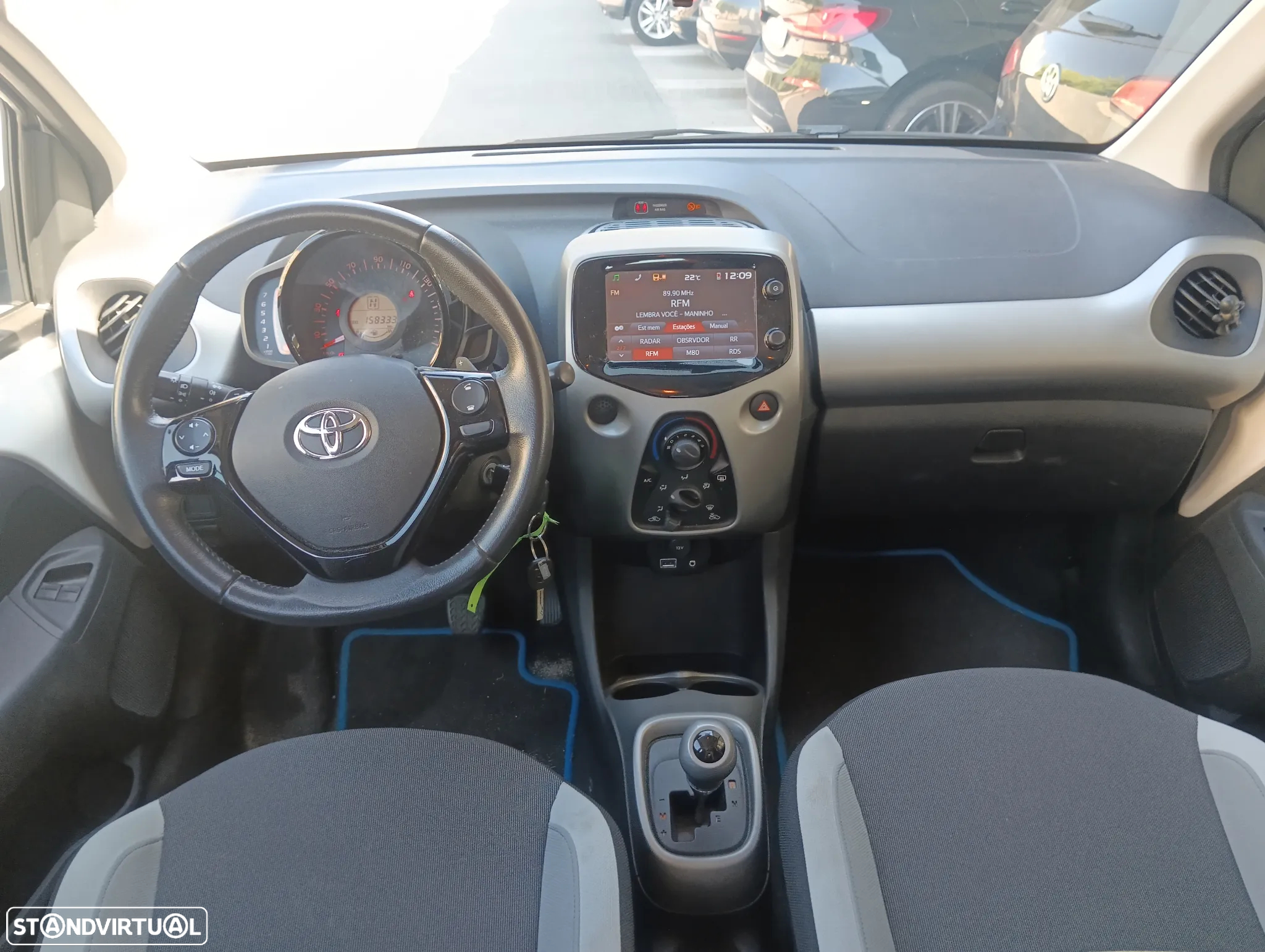 Toyota Aygo 1.0 X-Play Plus MM - 6