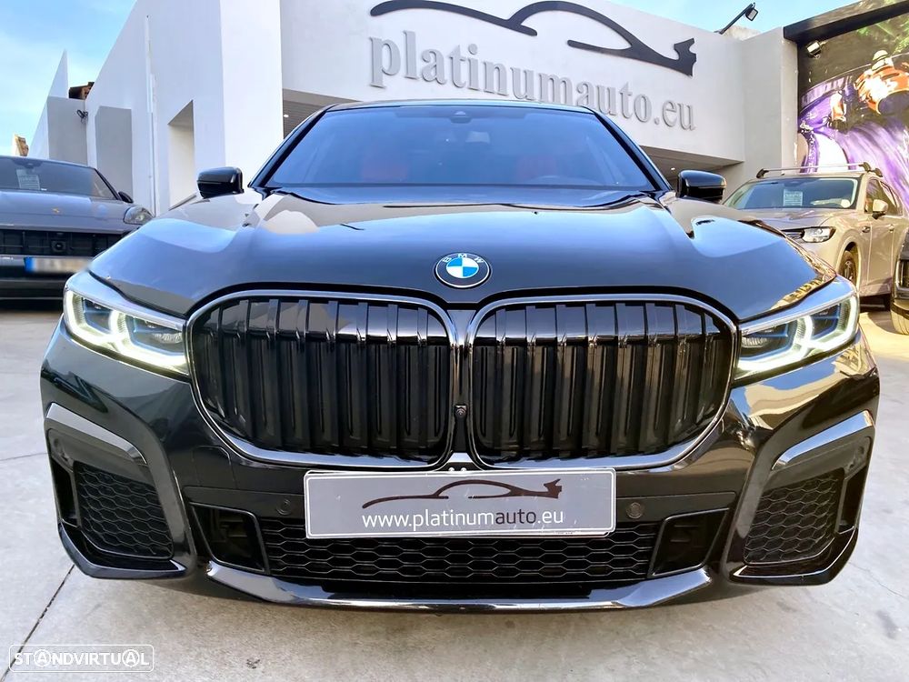 BMW 750 Li xDrive Pack M - 7
