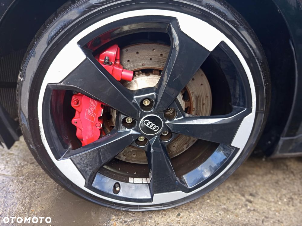 Audi RS3 Sportback Standard - 17