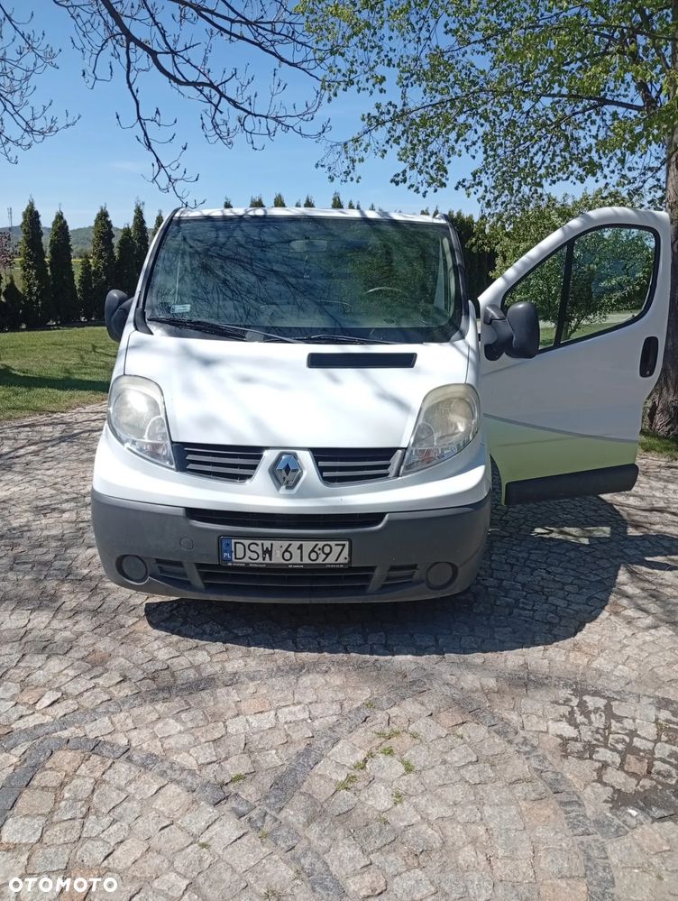 Renault Trafic - 1