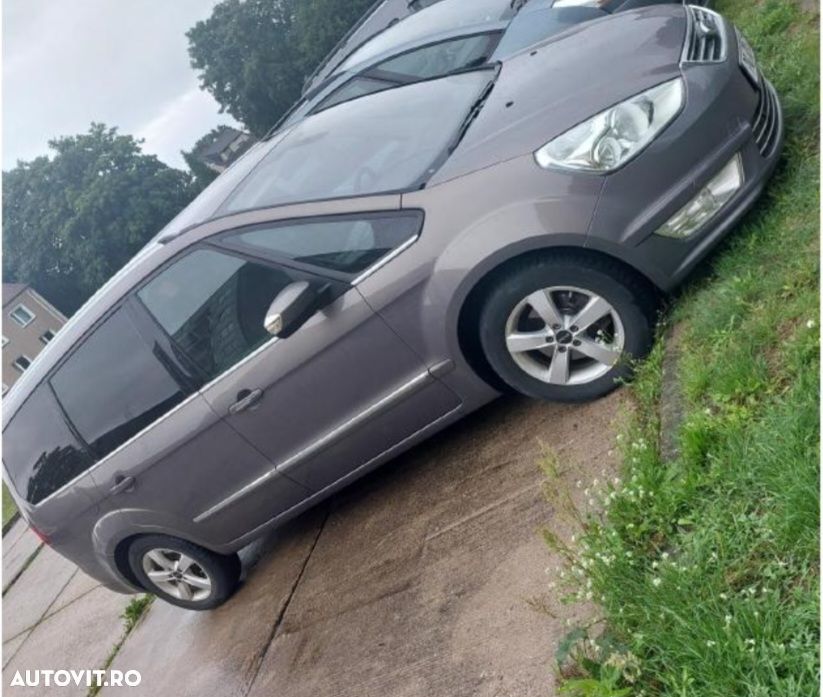 Ford Galaxy 2.2 TDCi Titanium - 3
