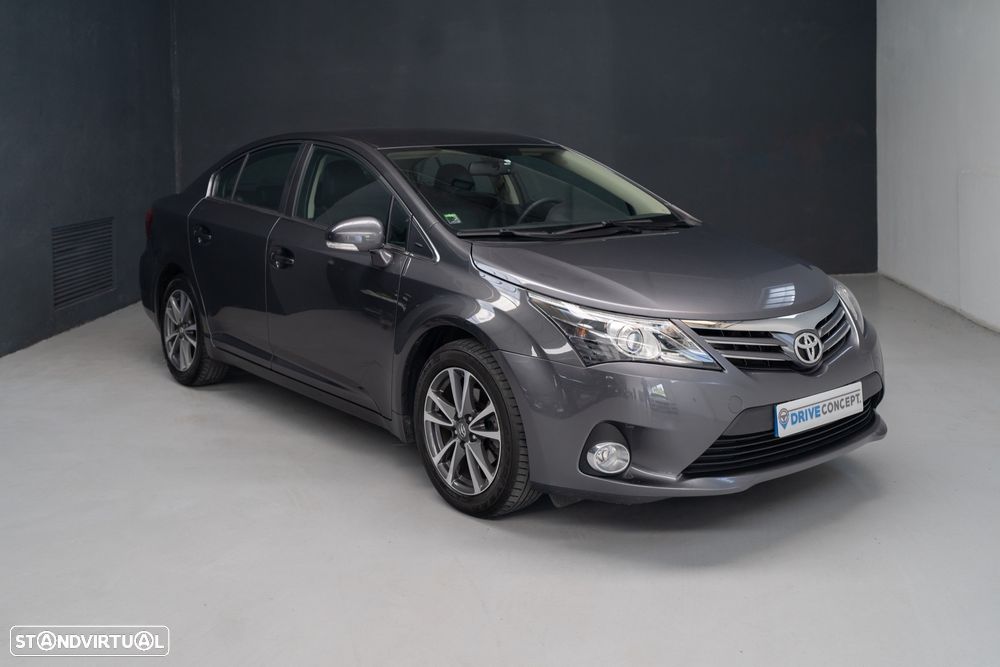 Toyota Avensis SD 2.0 D-4D Exclusive +Navi - 1