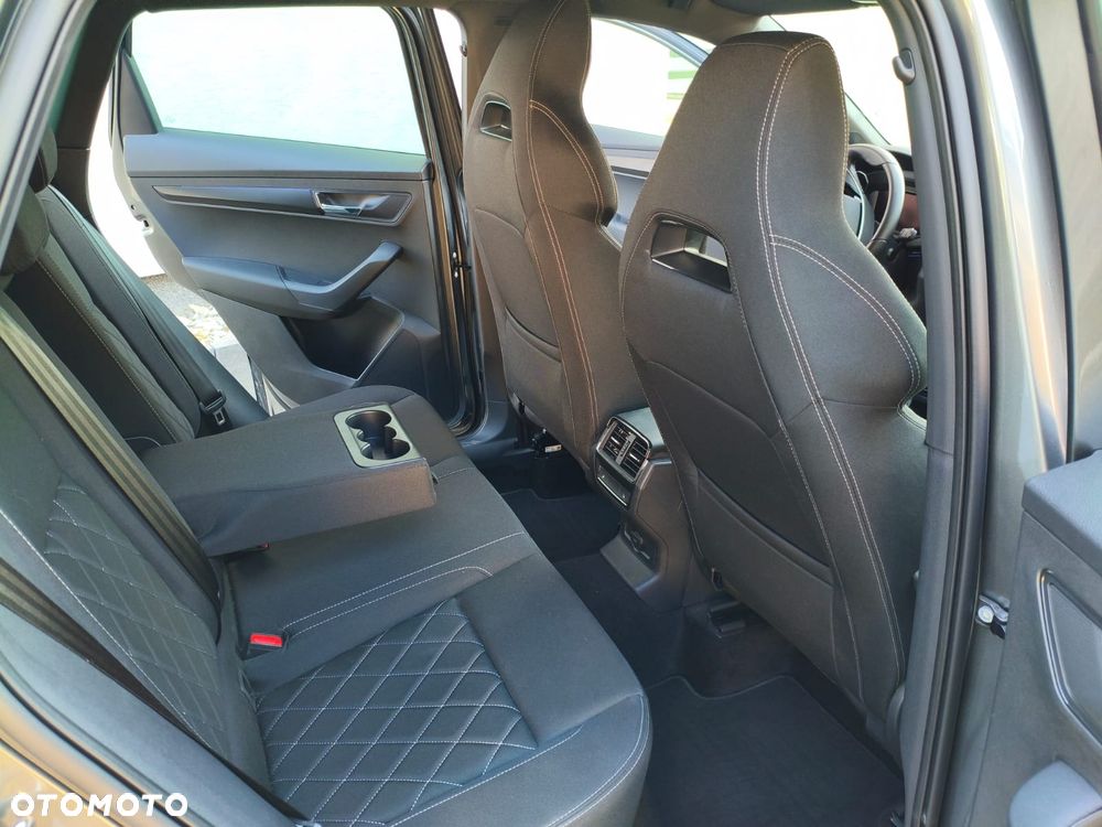 Skoda Karoq 1.5 TSI ACT Sportline DSG - 19