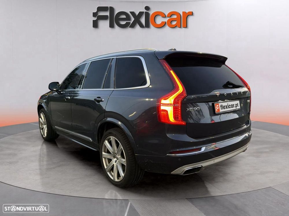 Volvo XC 90 - 5