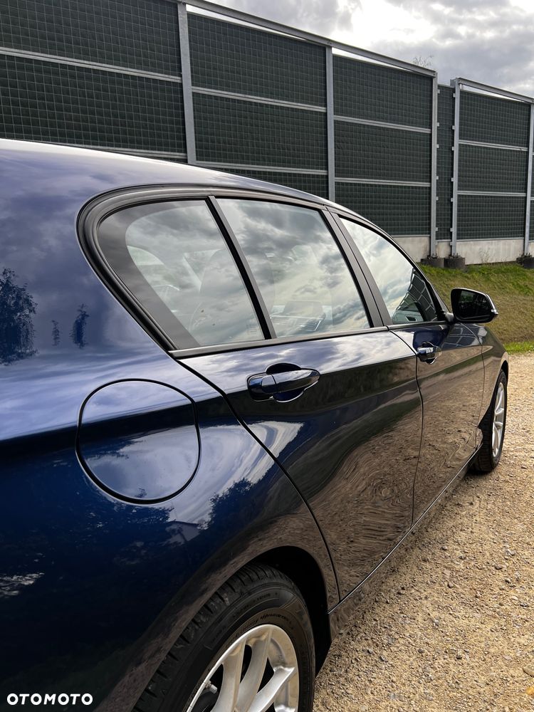 BMW Seria 1 116d - 23