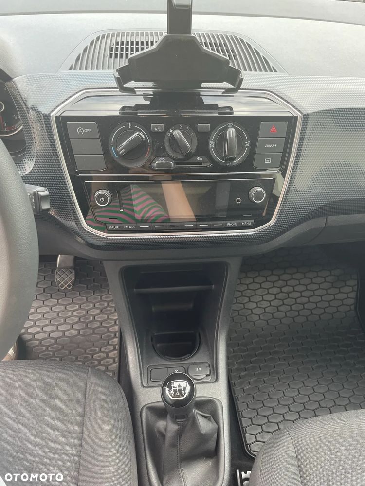 Volkswagen up! 1.0 move - 15