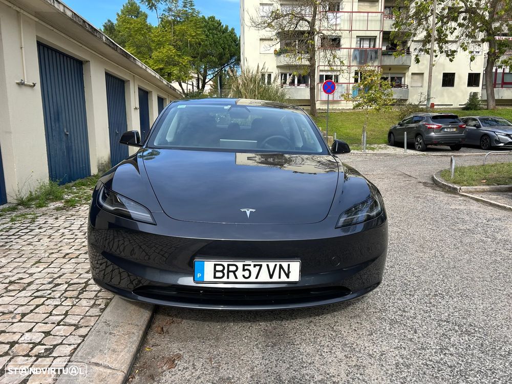 Tesla Model 3 Long Range Tração Traseira - 3