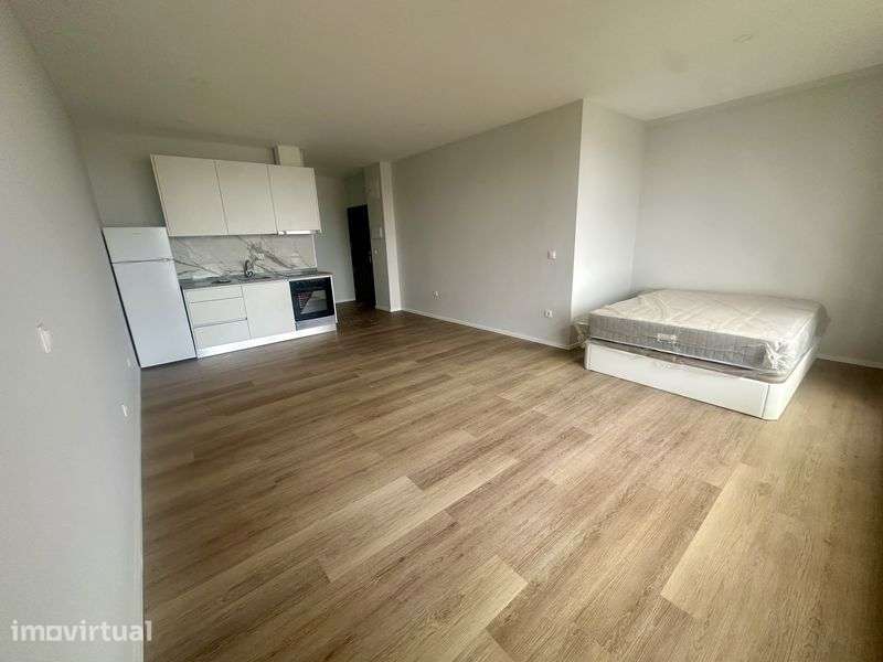 Estudio T0 na Av de Gaia - Grande imagem: 2/5