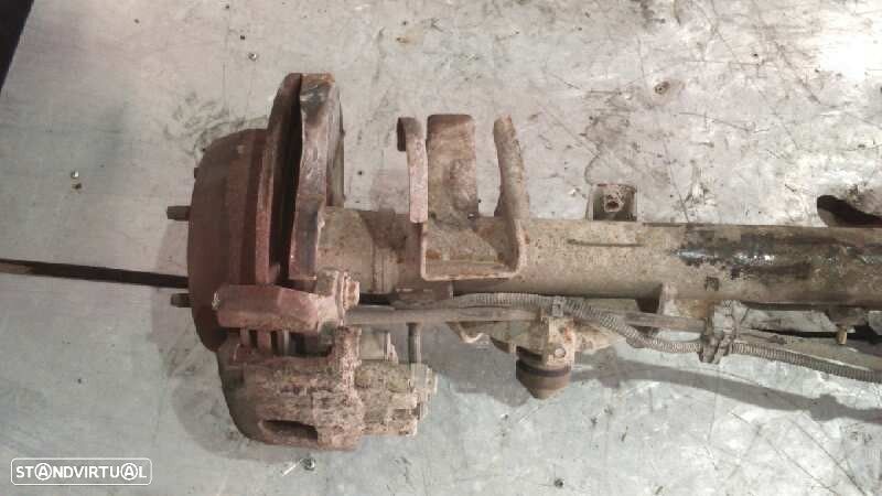 CHARRIOT TRASEIRO JEEP GRAND CHEROKEE II 1999 - 3