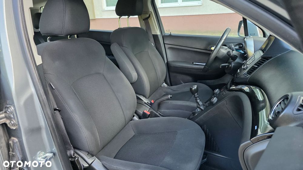 Chevrolet Orlando - 20