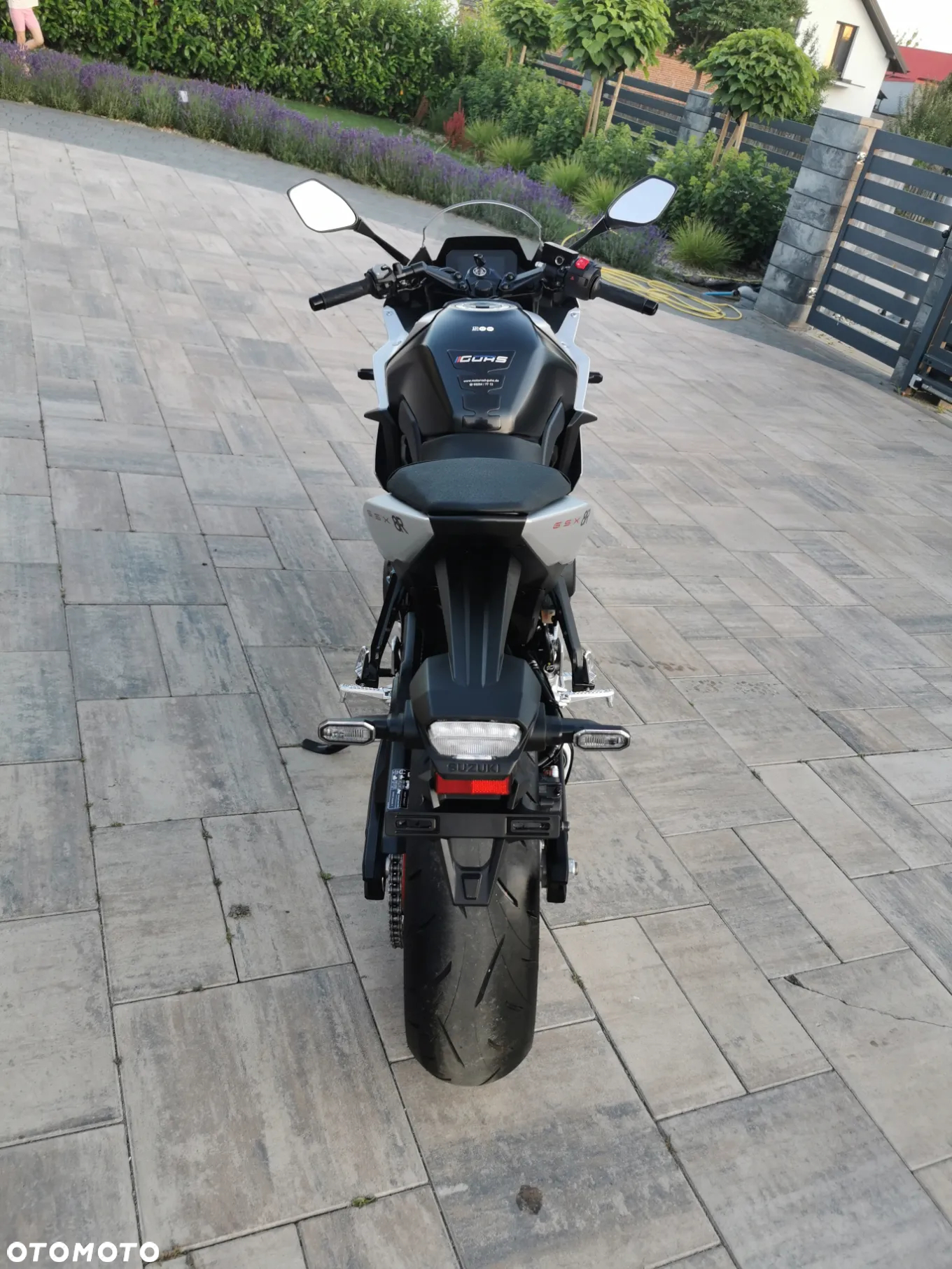 Suzuki GSX - 15